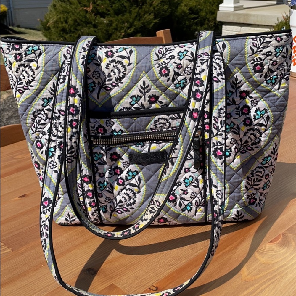 Vera Bradley Tote